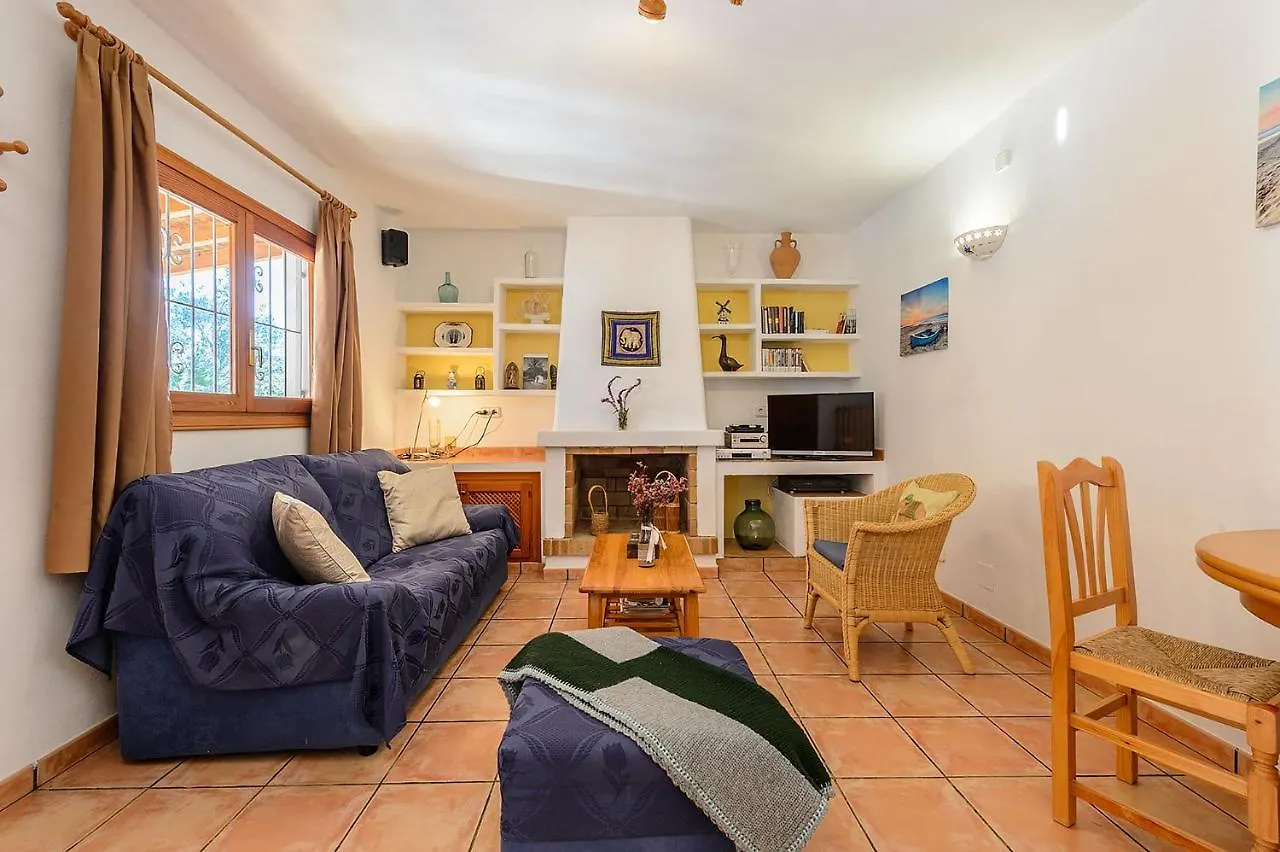 Villa Can Turrent Sant Carles de Peralta
